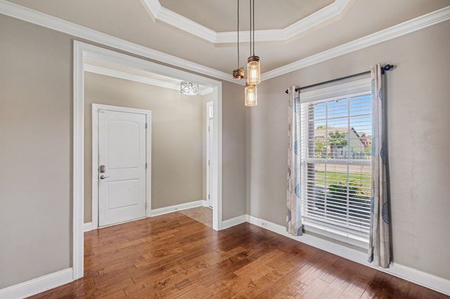 5159 Starnes Dr, Murfreesboro, TN 37128