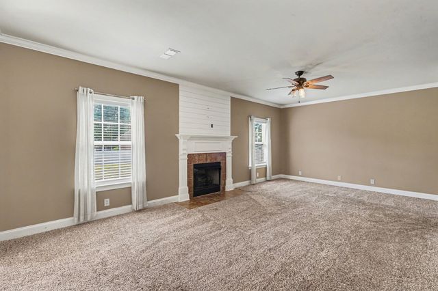 5159 Starnes Dr, Murfreesboro, TN 37128