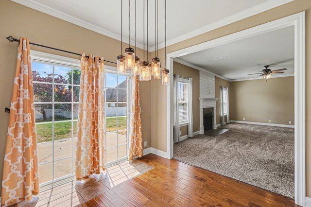 5159 Starnes Dr, Murfreesboro, TN 37128