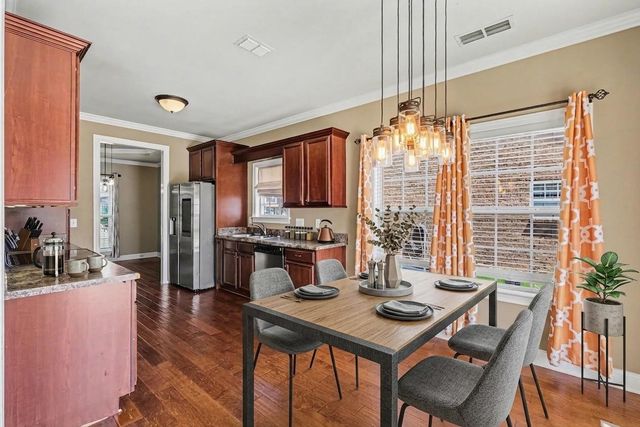 5159 Starnes Dr, Murfreesboro, TN 37128