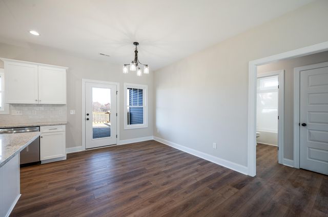 10494 Leesville RD, Lynch Station, VA 24571