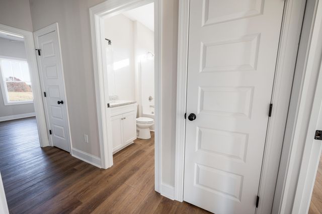 10494 Leesville RD, Lynch Station, VA 24571