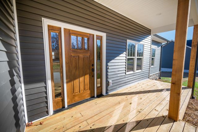 10494 Leesville RD, Lynch Station, VA 24571