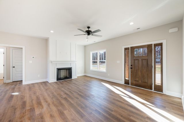 10494 Leesville RD, Lynch Station, VA 24571