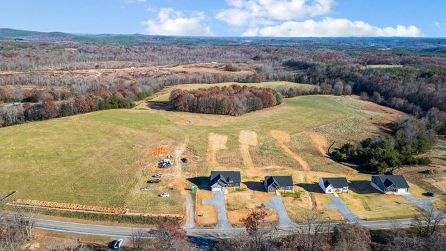 10494 Leesville RD, Lynch Station, VA 24571