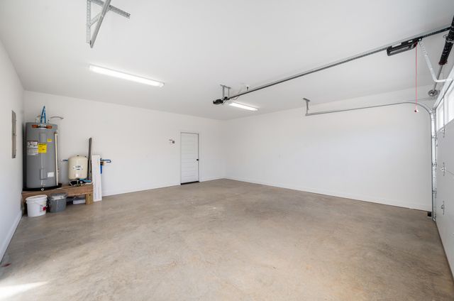 10494 Leesville RD, Lynch Station, VA 24571