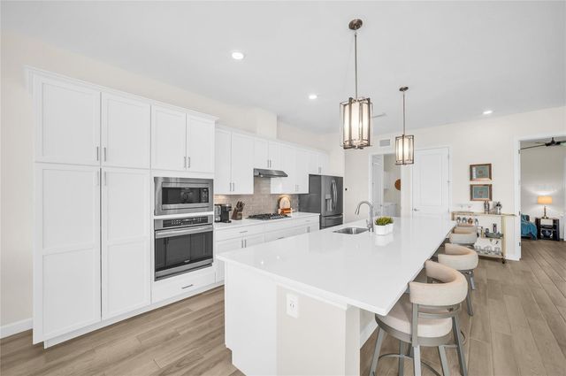 16204 TRADEWIND TERRACE, Lakewood Ranch, FL 34211