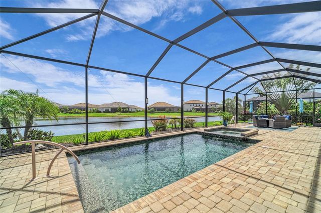 16204 TRADEWIND TERRACE, Lakewood Ranch, FL 34211