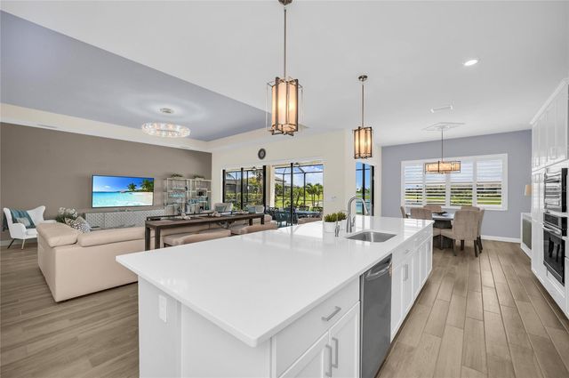 16204 TRADEWIND TERRACE, Lakewood Ranch, FL 34211