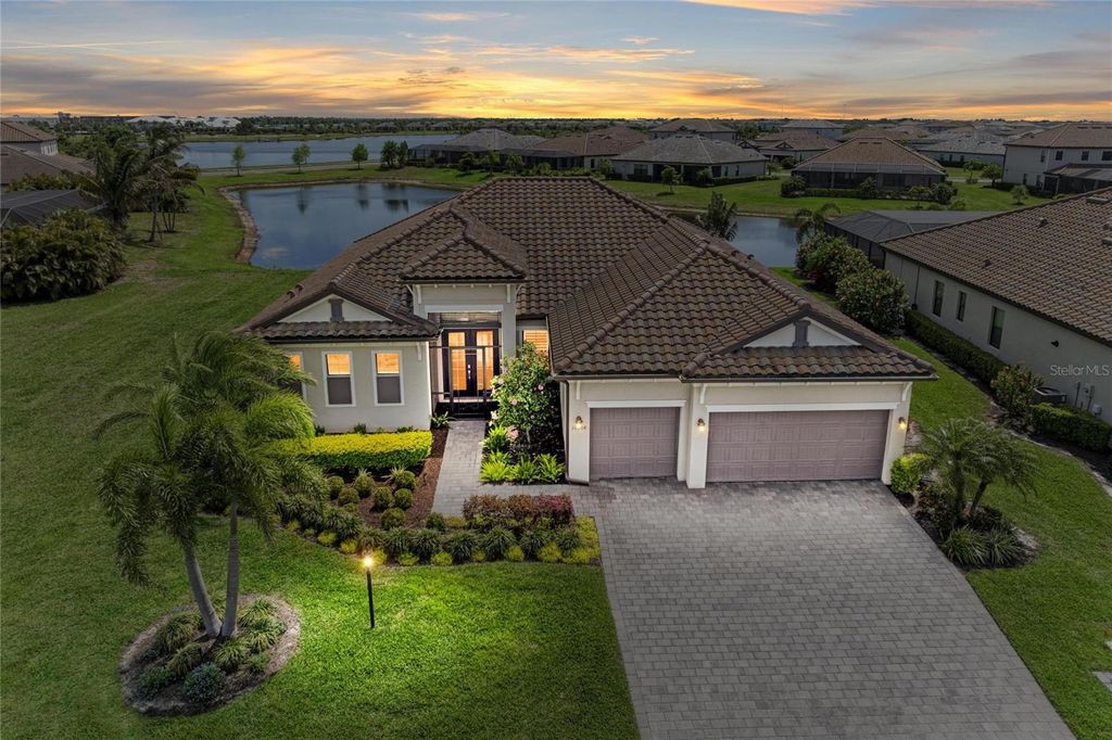 16204 TRADEWIND TERRACE, Lakewood Ranch, FL 34211