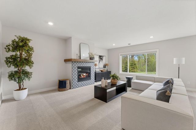 4956 Bennett Street SE, Prior Lake, MN 55372