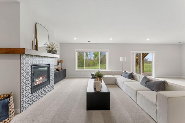 4956 Bennett Street SE, Prior Lake, MN 55372