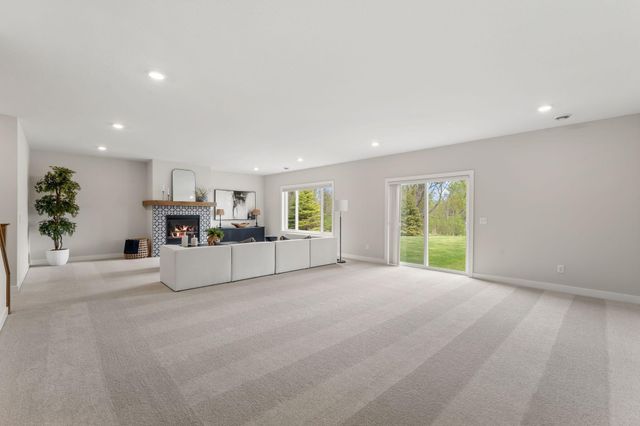 4956 Bennett Street SE, Prior Lake, MN 55372