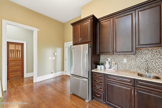 1232 S 6th St, Louisville, KY 40203