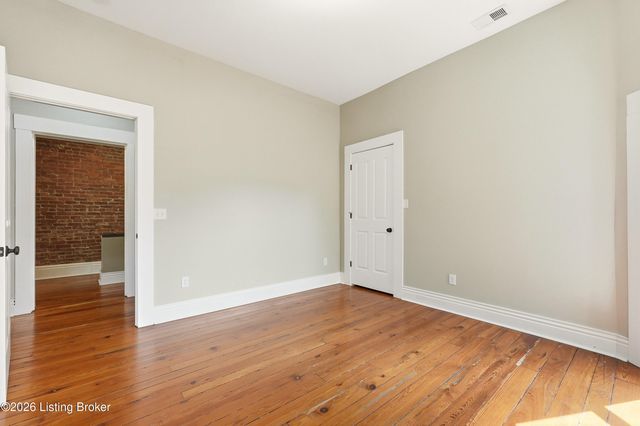 1232 S 6th St, Louisville, KY 40203