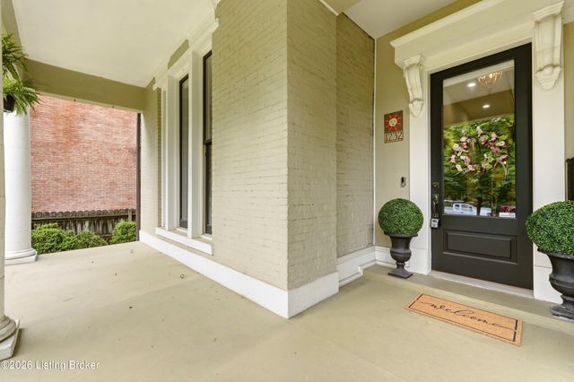 1232 S 6th St, Louisville, KY 40203