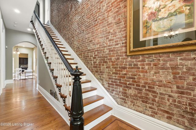 1232 S 6th St, Louisville, KY 40203