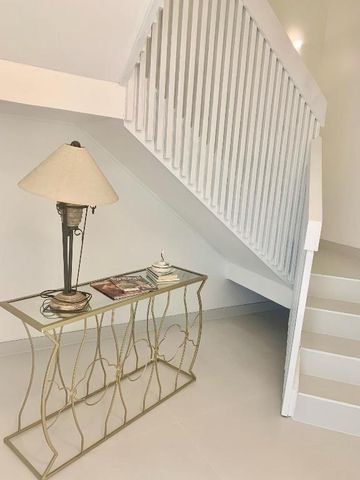 2212 SE 4th, Fort Lauderdale, FL 33316