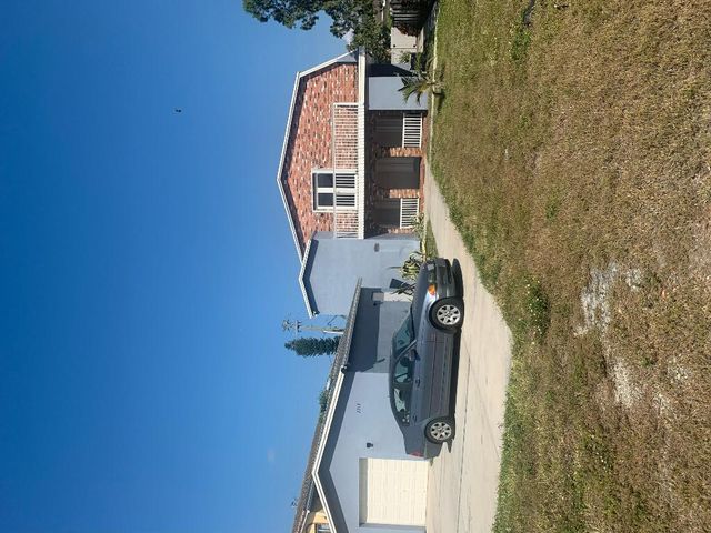 2212 SE 4th, Fort Lauderdale, FL 33316