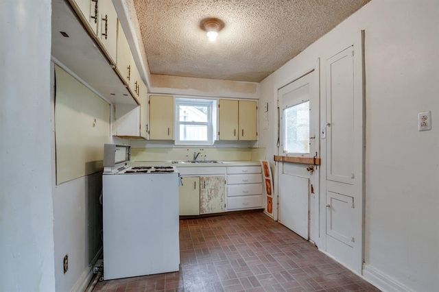2633 NW 24th Street, Oklahoma City, OK 73107
