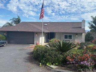 1329 Park Hill Lane 1, Escondido, CA 92025