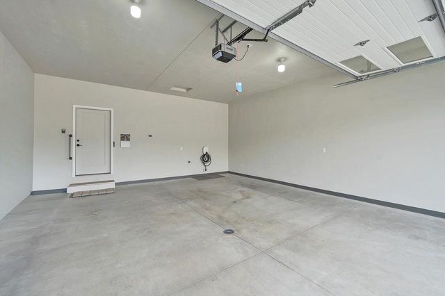 324 ALDON CIRCLE, Green Bay, WI 54304