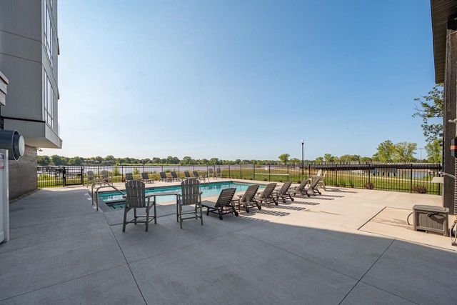 324 ALDON CIRCLE, Green Bay, WI 54304