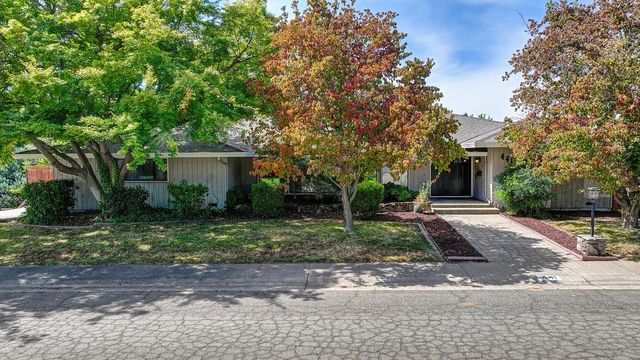 441 Estates Dr, Sacramento, CA 95864