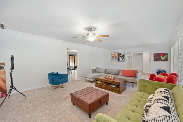 441 Estates Dr, Sacramento, CA 95864