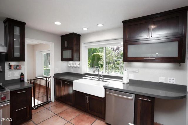 548 Live Oak Circle Drive, Calabasas, CA 91302