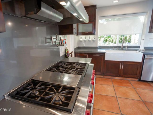 548 Live Oak Circle Drive, Calabasas, CA 91302