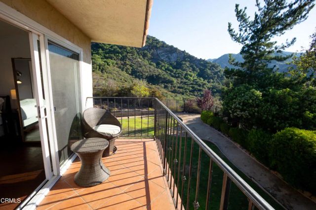 548 Live Oak Circle Drive, Calabasas, CA 91302