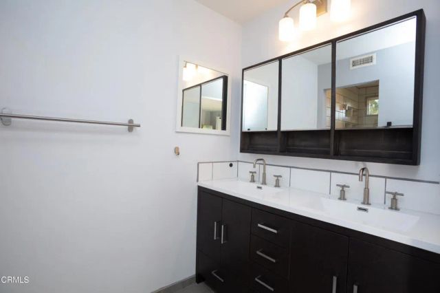 548 Live Oak Circle Drive, Calabasas, CA 91302