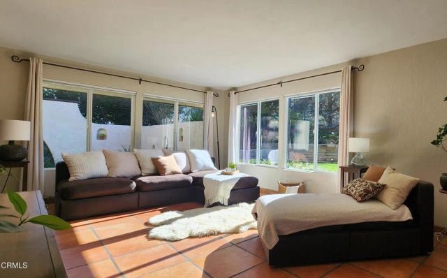 548 Live Oak Circle Drive, Calabasas, CA 91302