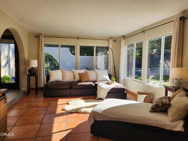 548 Live Oak Circle Drive, Calabasas, CA 91302