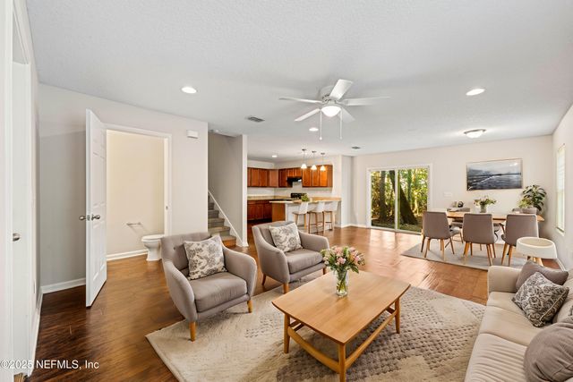 525 METEOR Street, Jacksonville, FL 32205