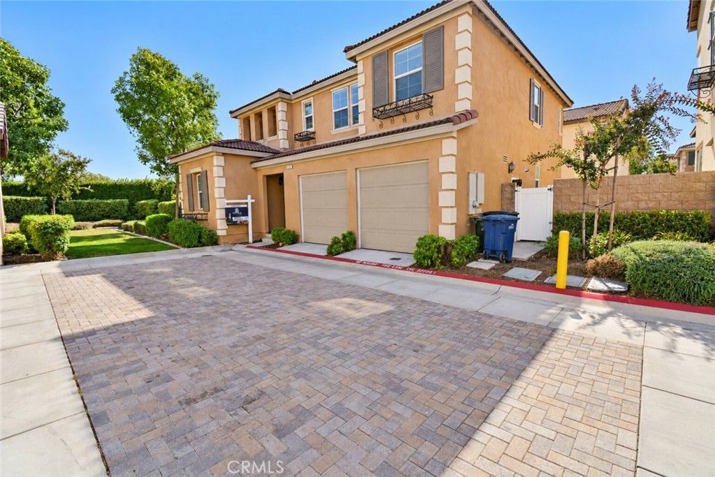 119 West Via Rua Flores, Ontario, CA 91762 — photo 2