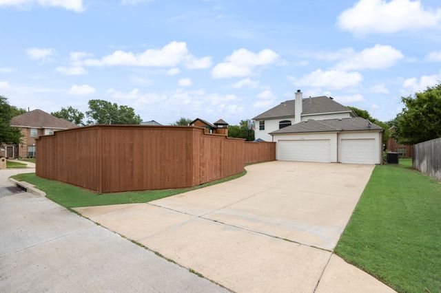 1329 Calistoga Drive, Rockwall, TX 75087