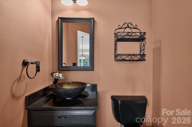204 Whitegrove Drive, Fort Mill, SC 29715