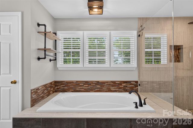 204 Whitegrove Drive, Fort Mill, SC 29715