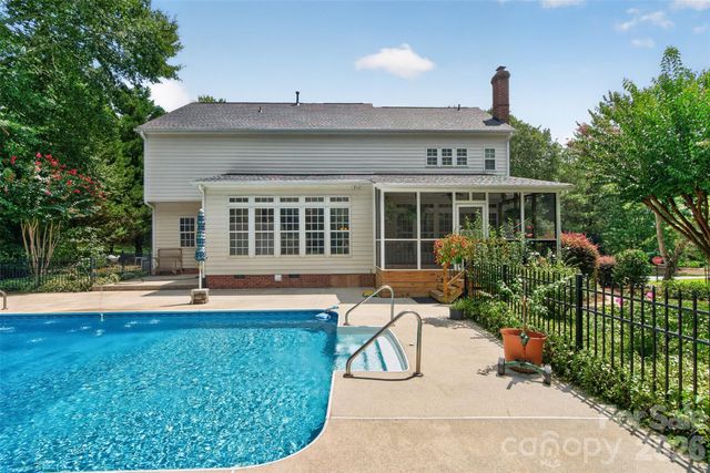 204 Whitegrove Drive, Fort Mill, SC 29715