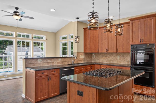 204 Whitegrove Drive, Fort Mill, SC 29715