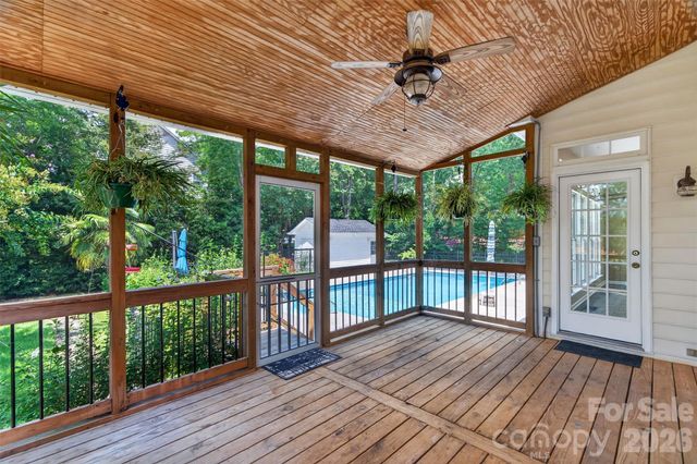 204 Whitegrove Drive, Fort Mill, SC 29715