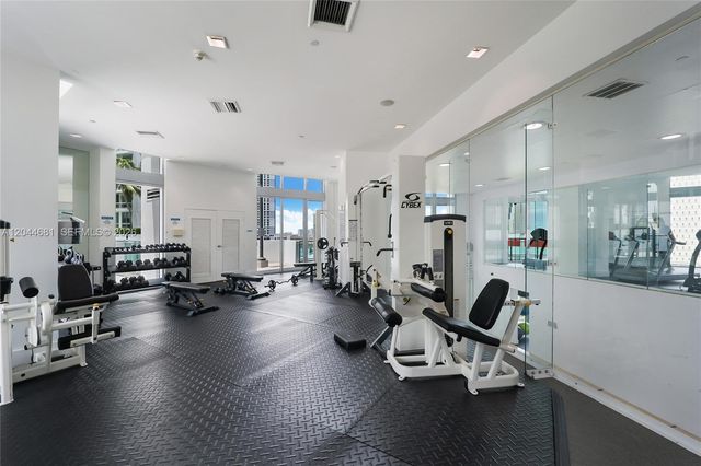 350 S Miami Ave 2411, Miami, FL 33130
