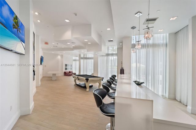 350 S Miami Ave 2411, Miami, FL 33130