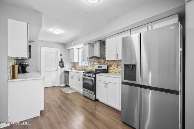 3 Ocean Avenue, Barnegat, NJ 08005