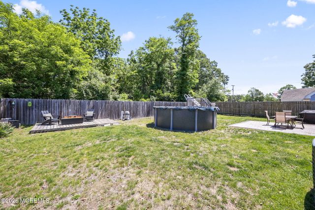 3 Ocean Avenue, Barnegat, NJ 08005