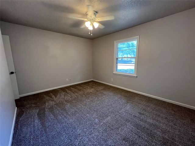 213 Wanda Way, Hurst, TX 76053