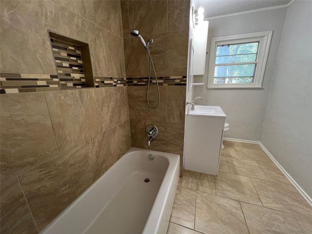 213 Wanda Way, Hurst, TX 76053