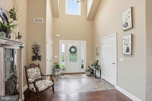 127 ANNA LN, Elizabethtown, PA 17022